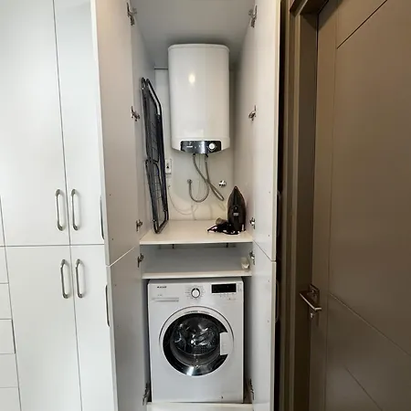 Su Apartment *